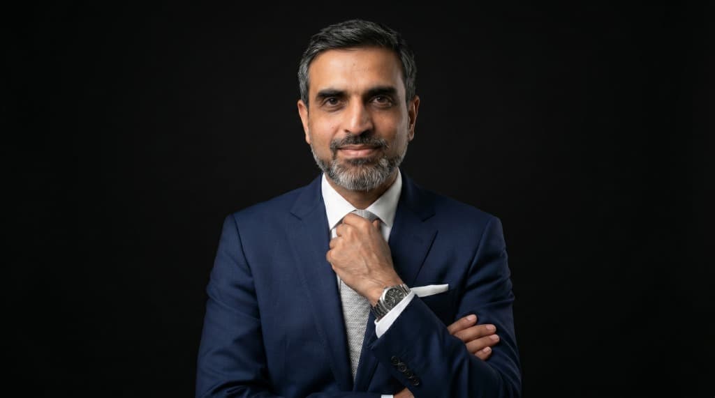 Dr. Muhammad Amjad — Consultant Vitreoretinal Surgeon